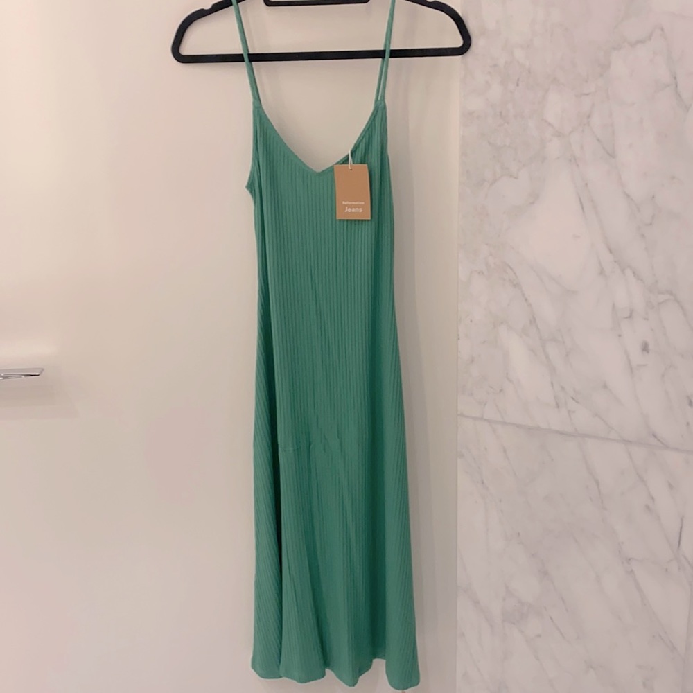 NWT Reformation Jeans Shell Dress in Matcha. XS.
